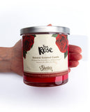 Bougie Shortie's Rose éclairage chaleureux et mèche naturelle.