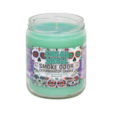 Sugar Skull de Smoke Odor Exterminator, bougie neutralisant les odeurs domestiques.