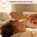 Brosse Snugbabies croûtes de lait et cuir chevelu, silicone doux pour un soin délicat.