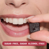 Gomme cerise acide, sans gluten et sans OGM.