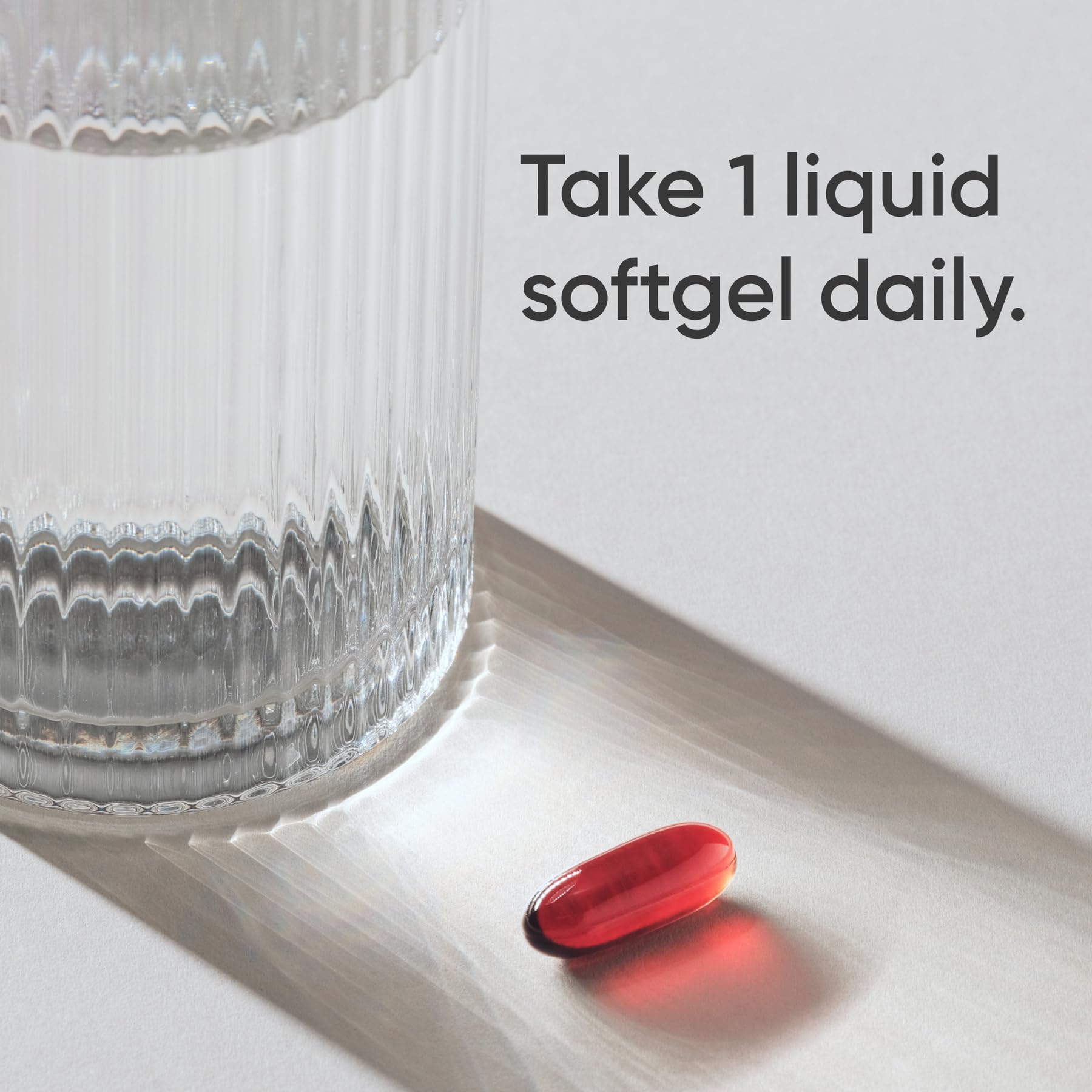 Capsule Sports Research Omega-3 Krill Oil couleur rouge naturelle grâce à l’astaxanthine