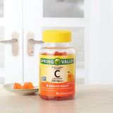 Gommes Spring Valley Vitamin C 240 mg, gommes pleines, texture moelleuse et goût orange.