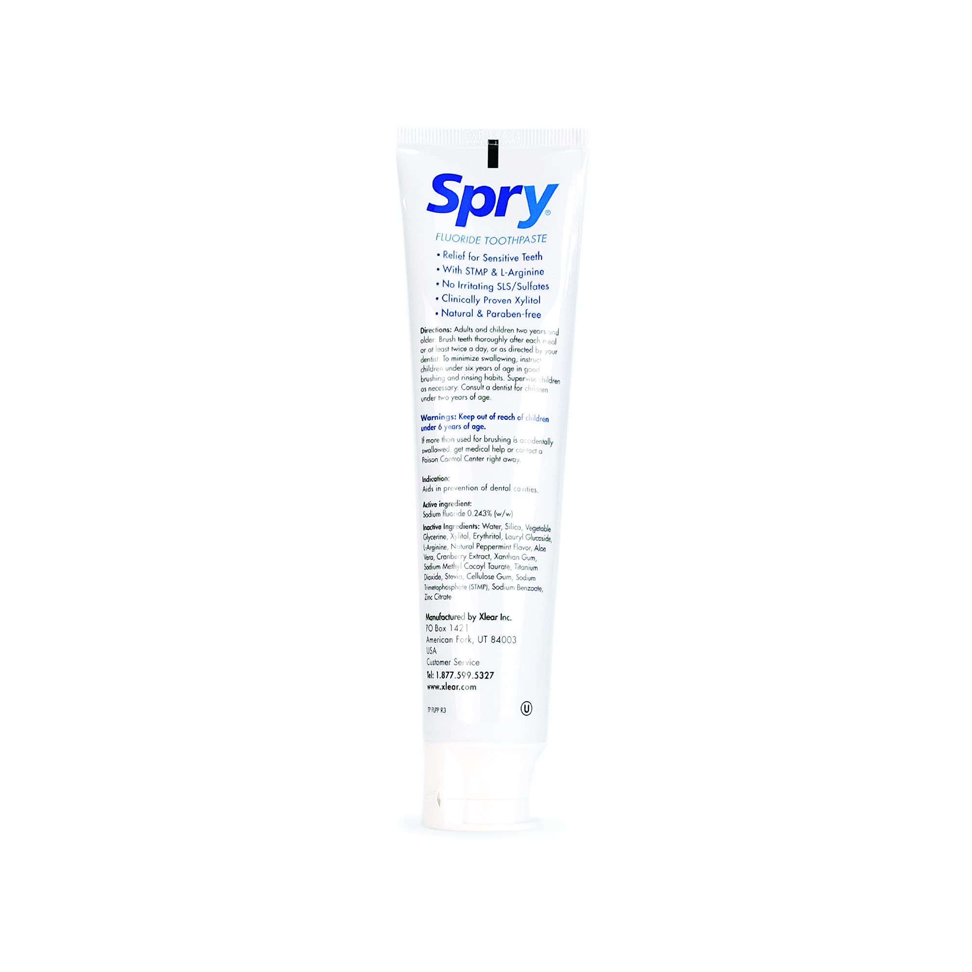 Texture crémeuse du dentifrice Spry xylitol menthe pour un brossage agréable.