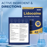Pansement Sumifun lidocaïne 4% sur l’épaule pour douleur musculaire.