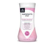 Summer’s Eve le flacon de nettoyant doux Simply Sensitive pour l'hygiène intime.