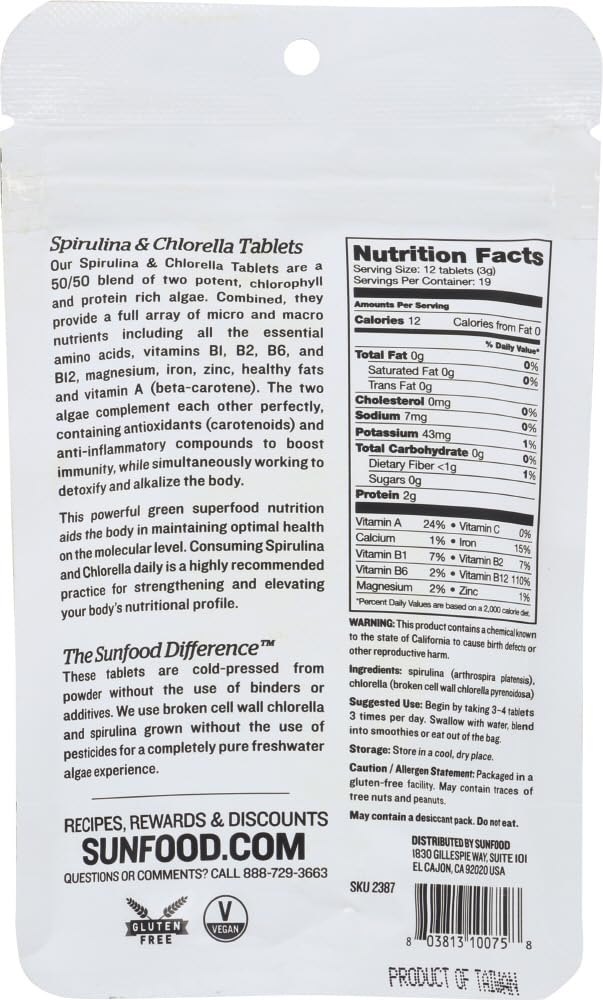 Sunfood tablettes chlorella-spirulina cultivées en plein-air pour fraîcheur naturelle.