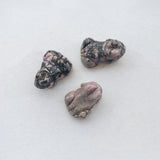 Sunshcat figurine grenouille de bureau en rhodonite, décor inspirant et pratique
