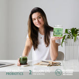 Sunwarrior Beauty Greens Collagen Booster : verre prêt à mélanger une infusion ou un latte