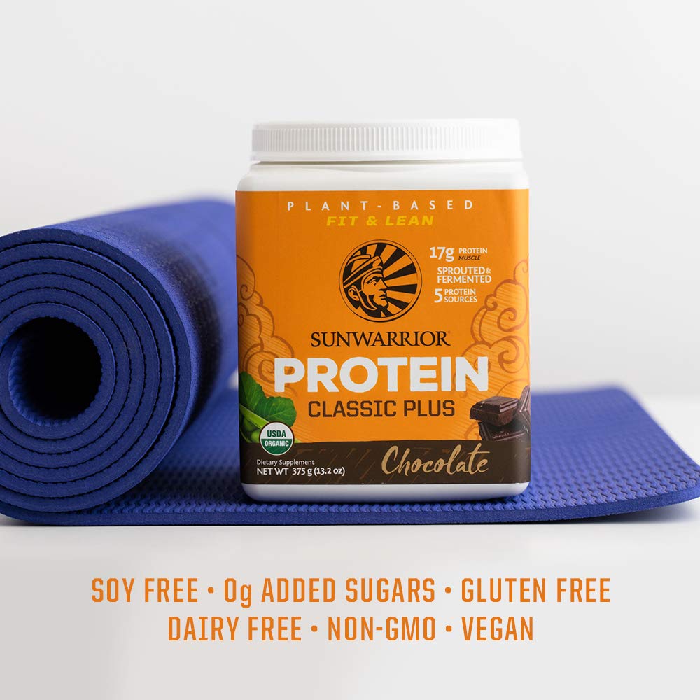 Sunwarrior Protéine Végétale Chocolat — smoothie coloré, facile à intégrer à vos repas.