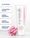 Avant/après suggéré avec Supersmile Rosewater Mint montrant l’éclat progressif.