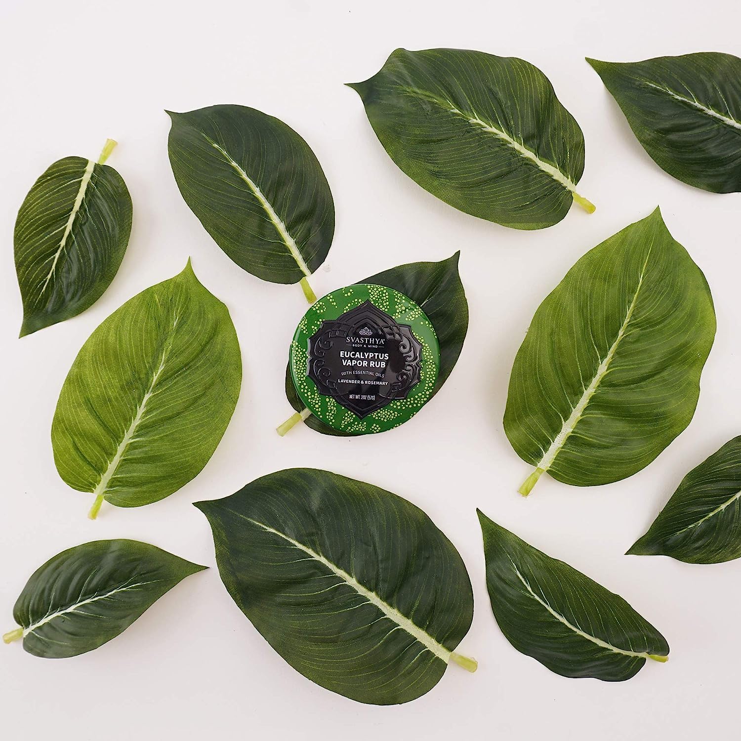 Svasthya Eucalyptus Vapor Rub, pot baume, hydratation durable et confort respiratoire.