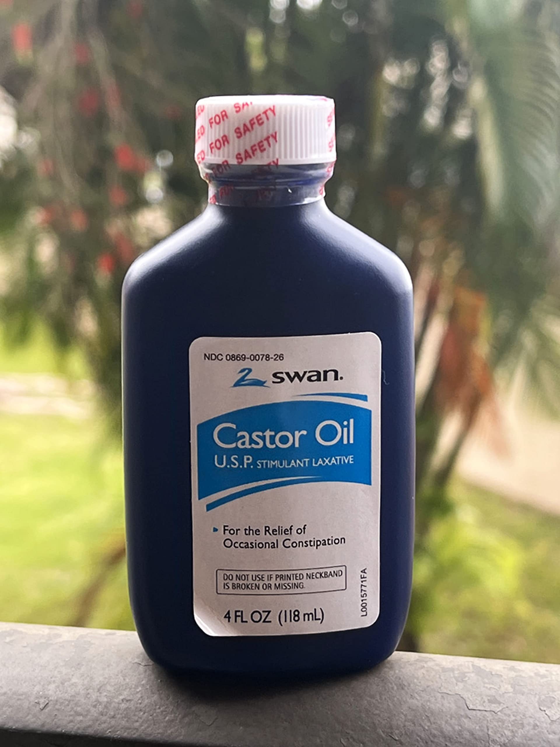 Swan huile de ricin USP, bouchon scellé pour une utilisation sûre et propre.