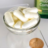 Gélules végétales Swanson Probiotic Complex en gros plan, équilibre intestinal possible.