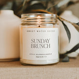 Sweet Water Decor Sunday Brunch Candle, poids net 208 g pour brûlage prolongé.