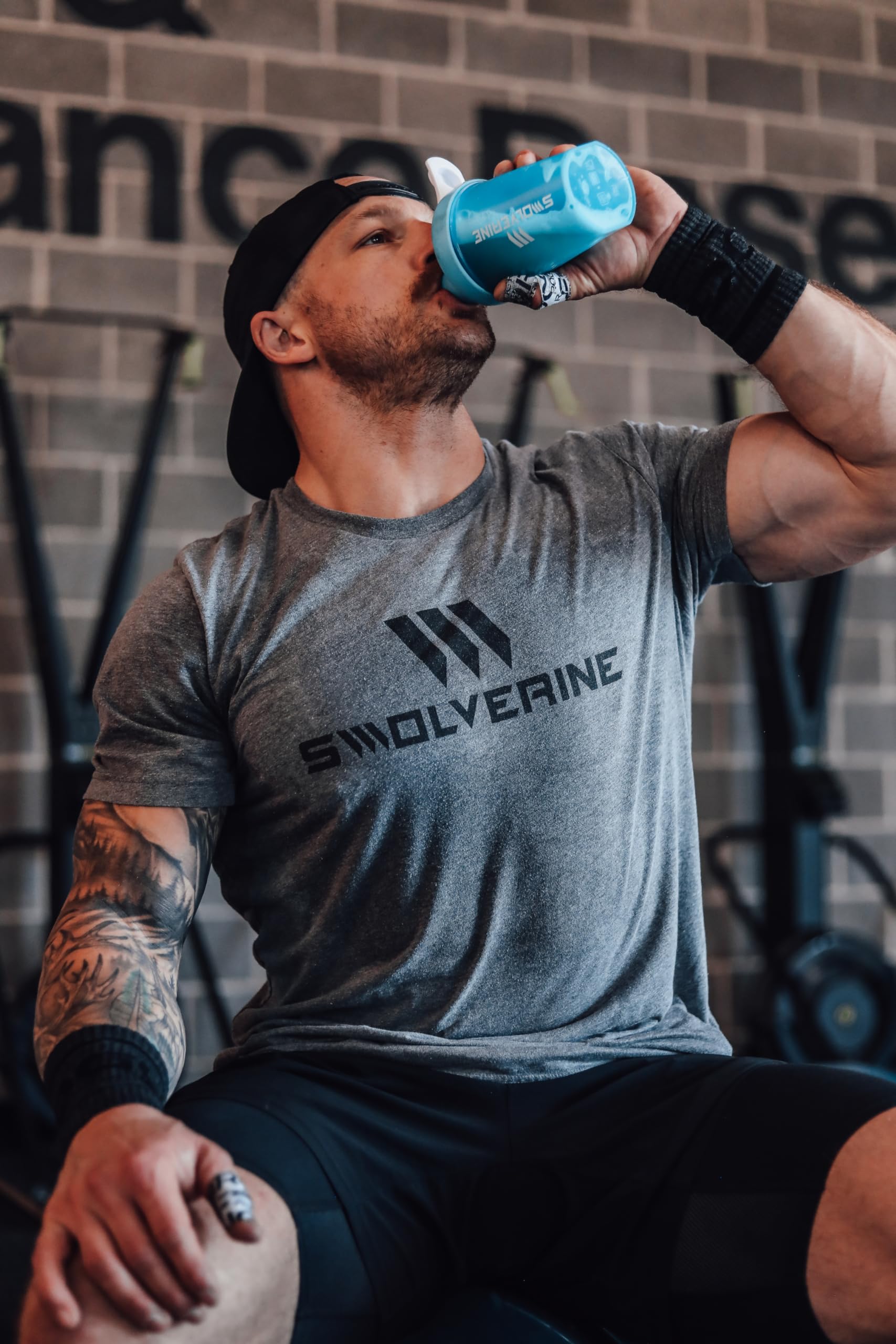 Swolverine Intra etiquette-transparente, montre des doses clairement.