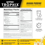 Shake crémeux Trophix dans un verre, goût banane-pudding.