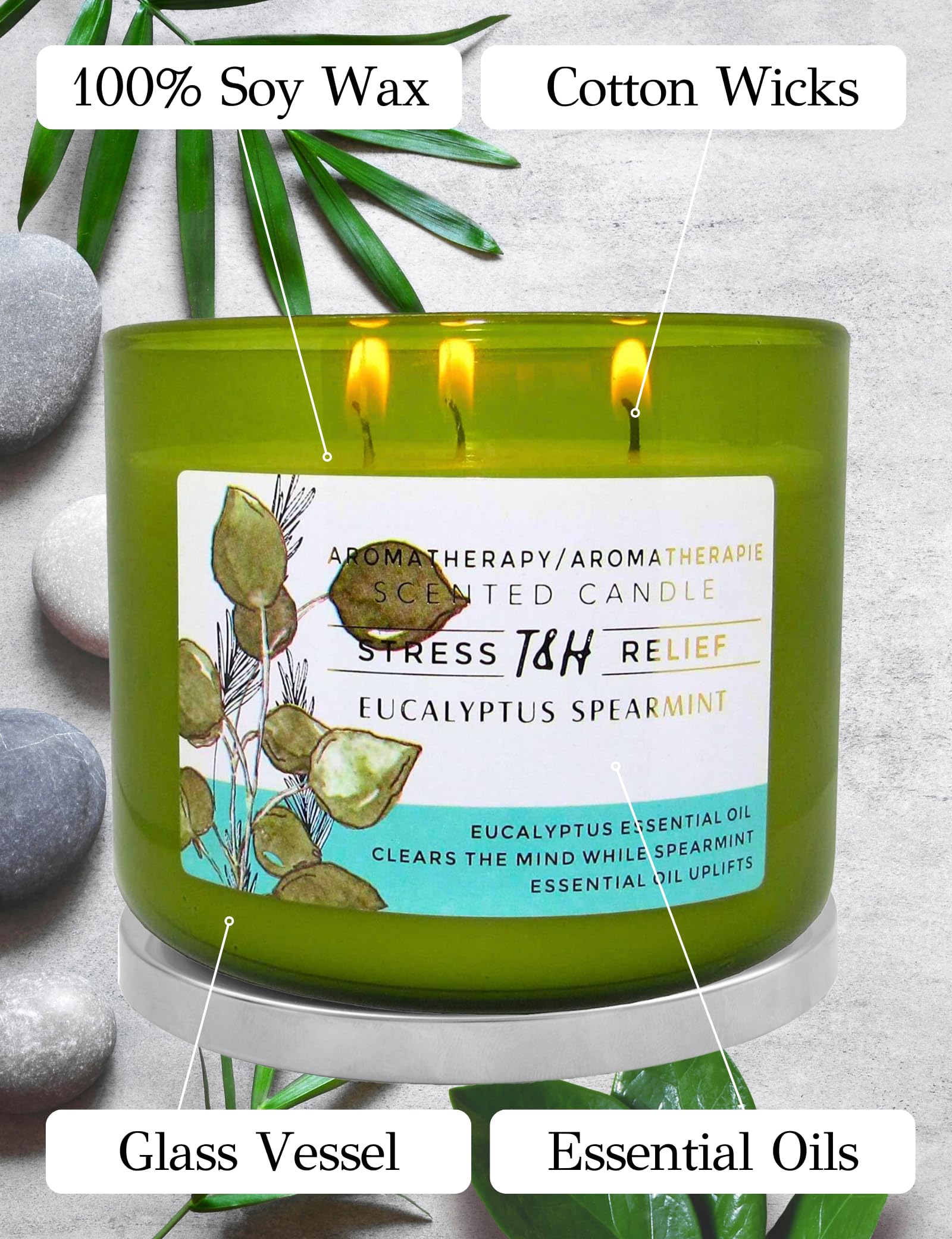 Décoration intérieur avec la bougie T&H Eucalyptus Menthe Poivrée pour une allure naturelle.