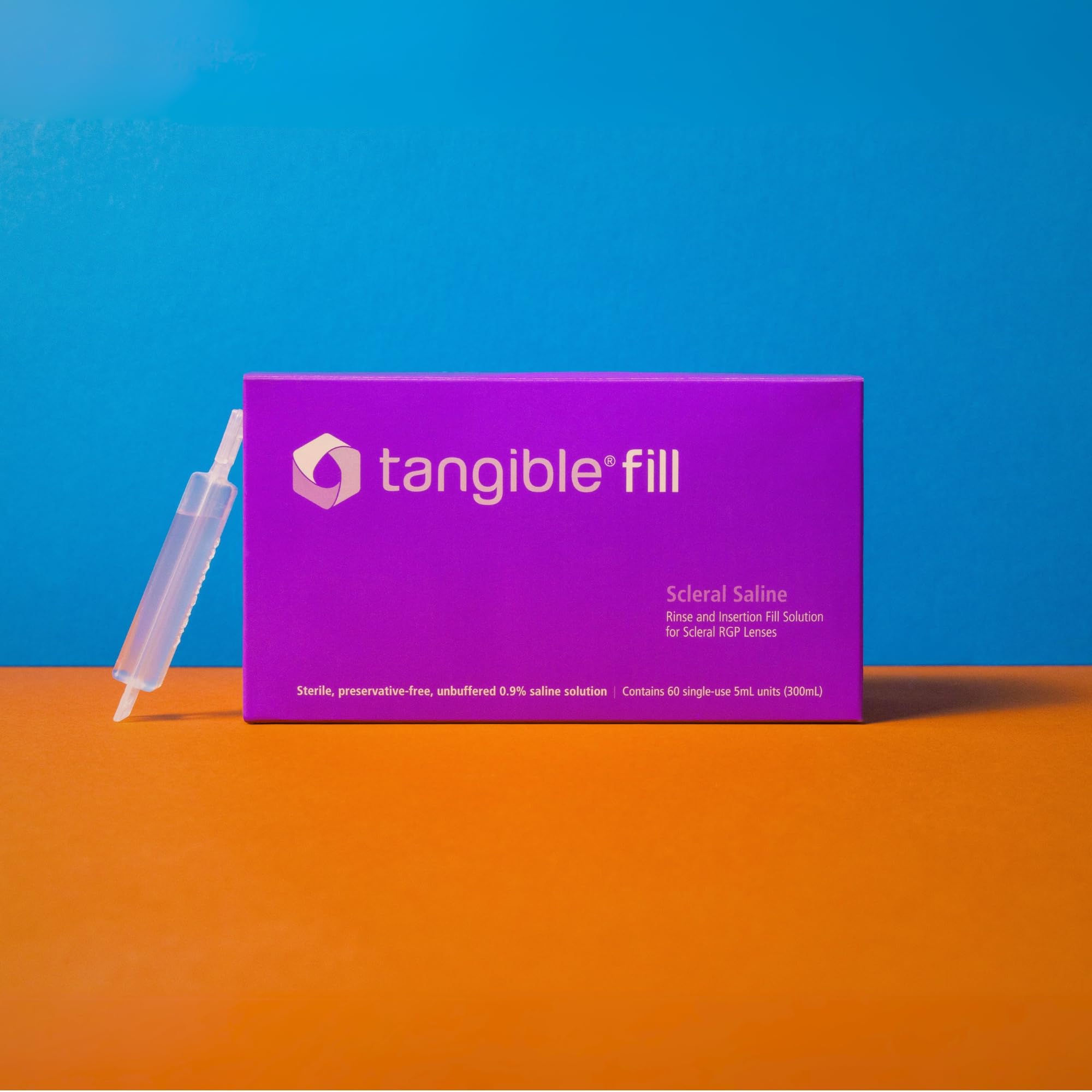 Tangible Fill : emballage contenant 60 flacons, solution saline stérile utile en rinçage.