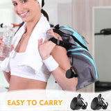 Accessoire compact et léger qui se fixe sur le sac de sport.