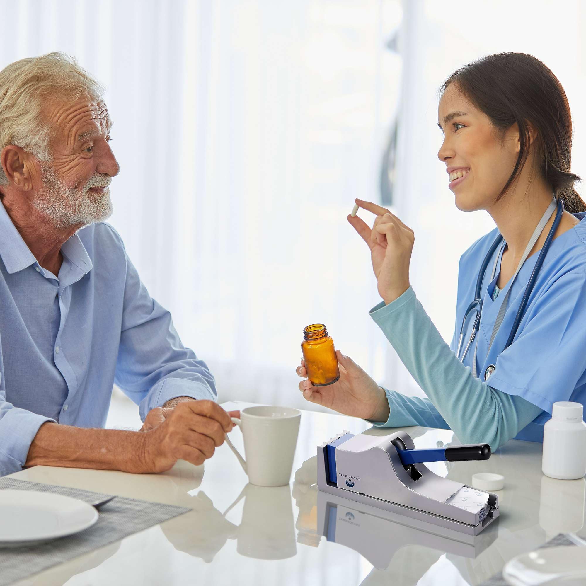 TenderGentle usage en établissement de santé, préparation pratique des médicaments.