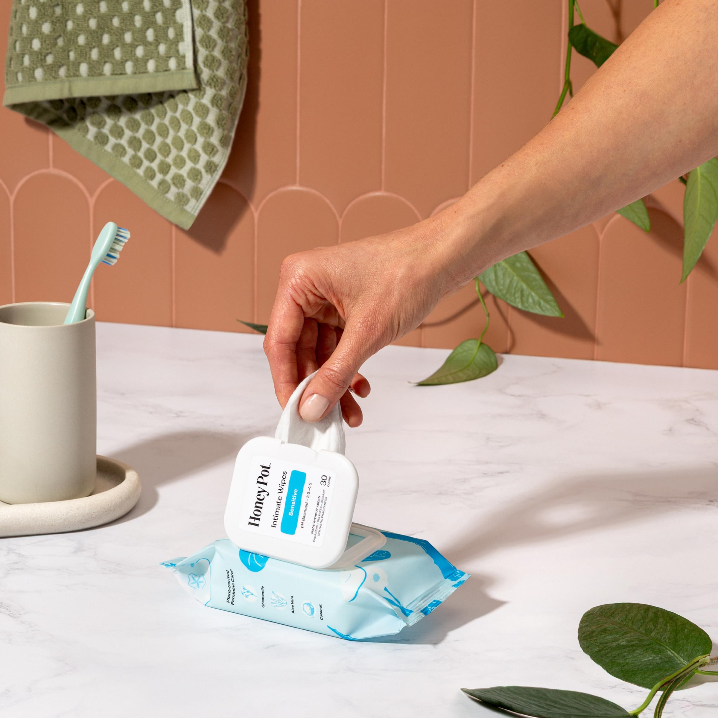 Pratique en voyage avec emballage refermable The Honey Pot.