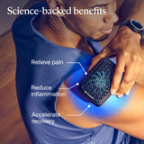 TheraGun RecoveryTherm Cube sur cheville: thérapie froide ciblée.