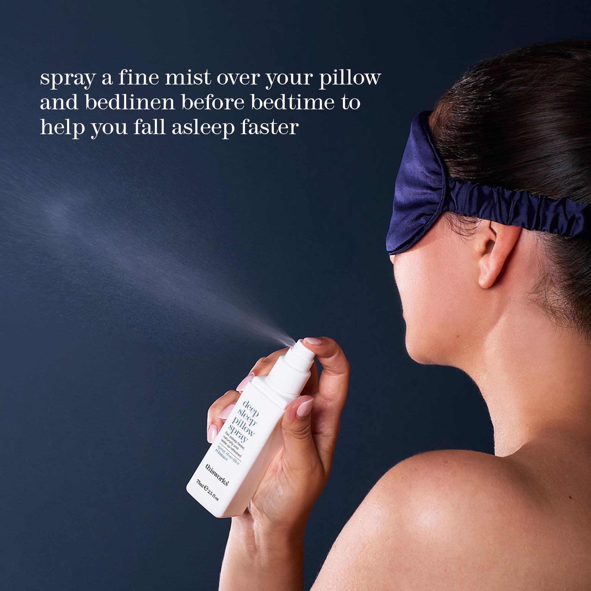 Oreiller et linge de lit traités par THISWORKS Deep Sleep Pillow Spray pour un repos serein.