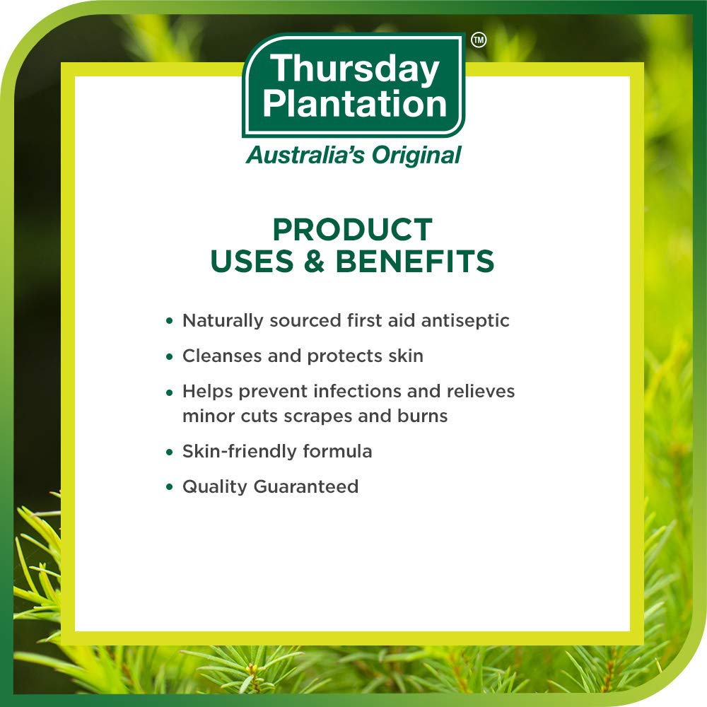 Utilisation soin peau avec Thursday Plantation pour nourrir et purifier en douceur.