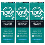 Tom's of Maine dentifrice charbon actif menthe, tube bien visible, douceur sur l’émail.