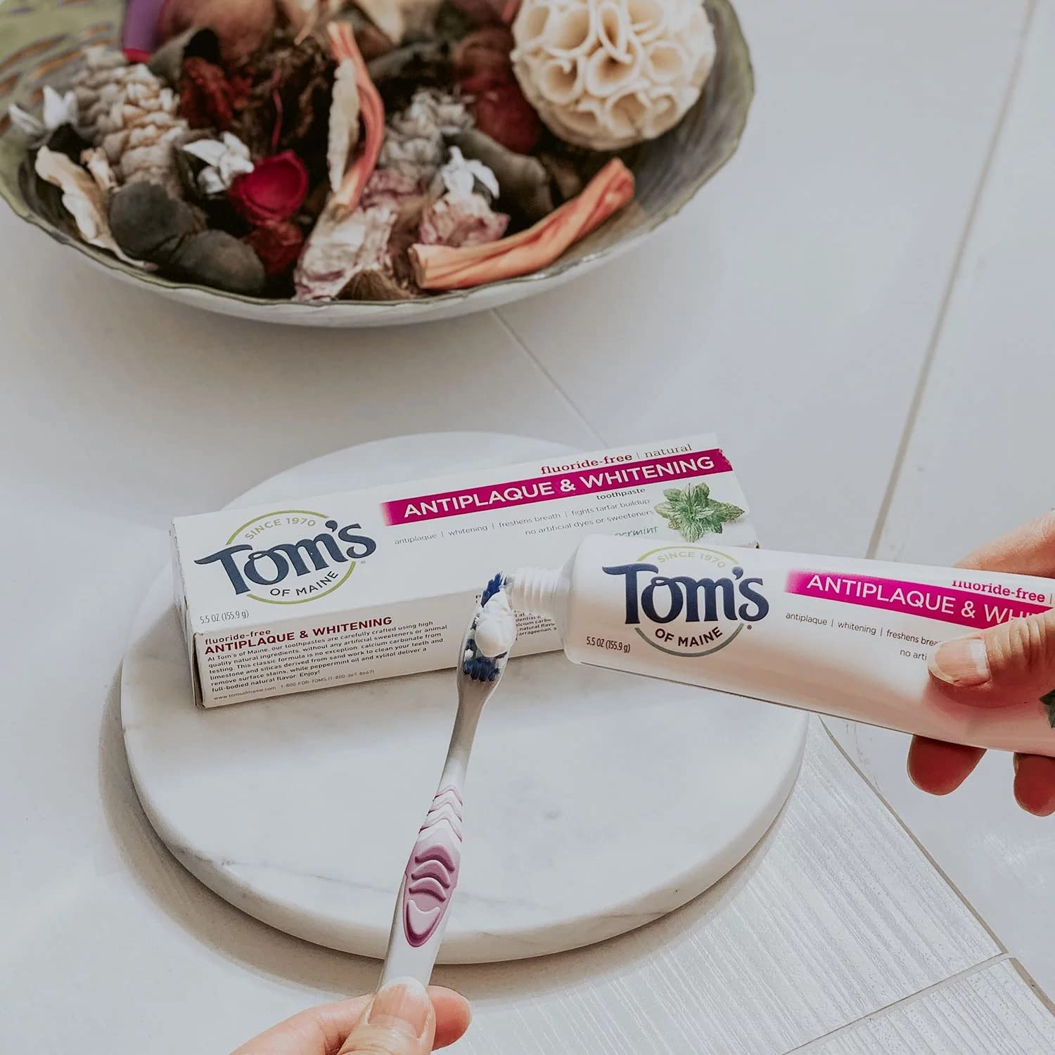Sensation de fraîcheur menthe après brossage avec Tom's of Maine.