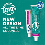 Tube dentifrice sans fluor Fenouil de Tom's of Maine prêt pour l’usage.