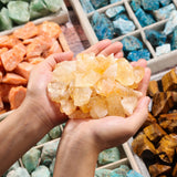 Top Plaza Citrine: pierres brutes de couleurs variées pour collection et usage artistique.