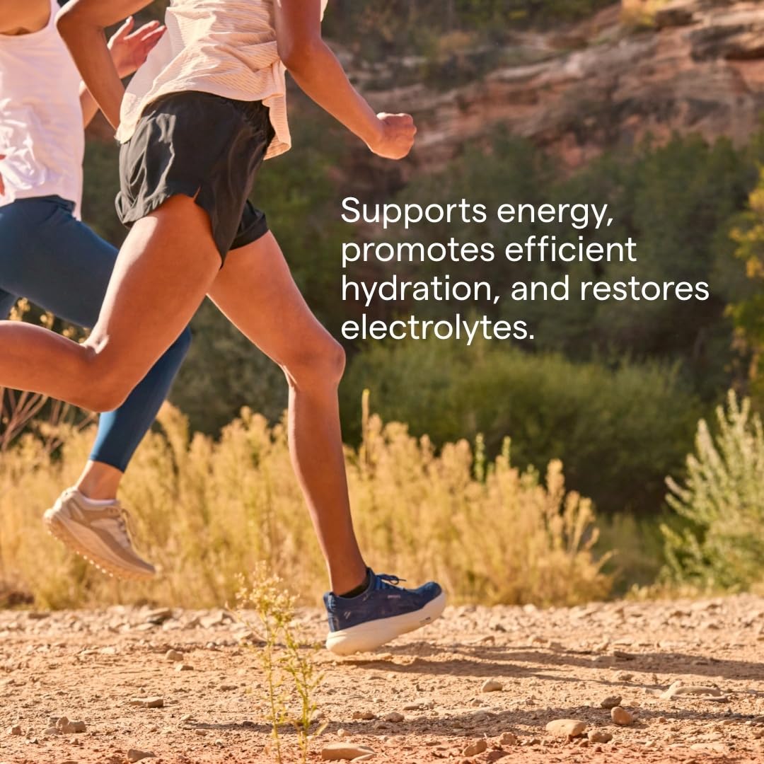 Trace Minerals Electrolyte Stamina – scène sportive avec athlètes utilisant des tablettes.
