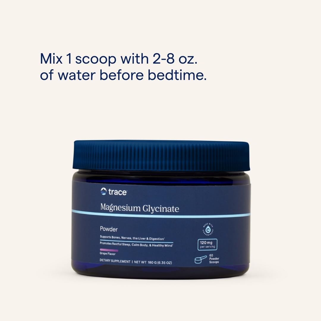 Trace Minerals Magnésium Glycinate Poudre – verre d'eau prêt à être consommé avant le coucher.