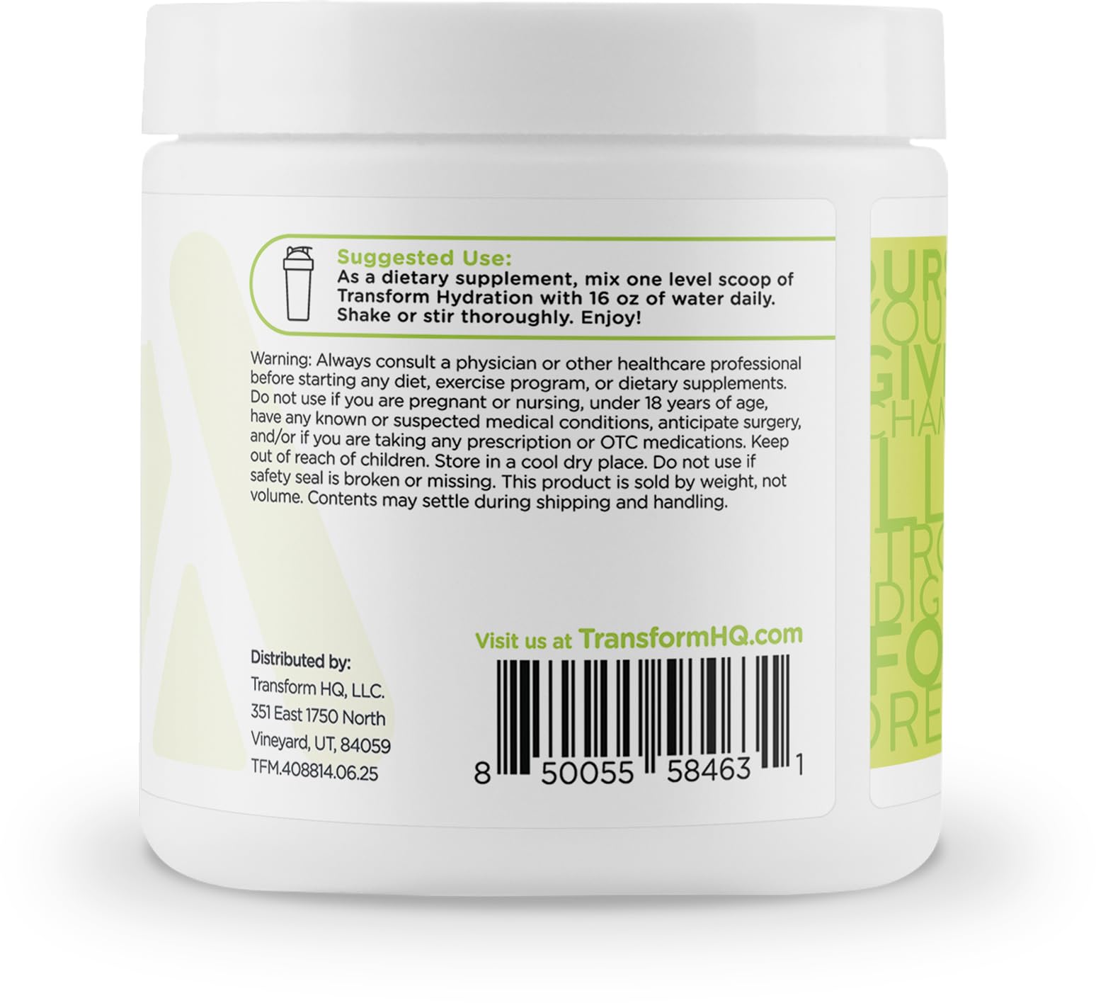 Verre d'eau avec TransformHQ Hydration goût coco citron vert prêt à boire
