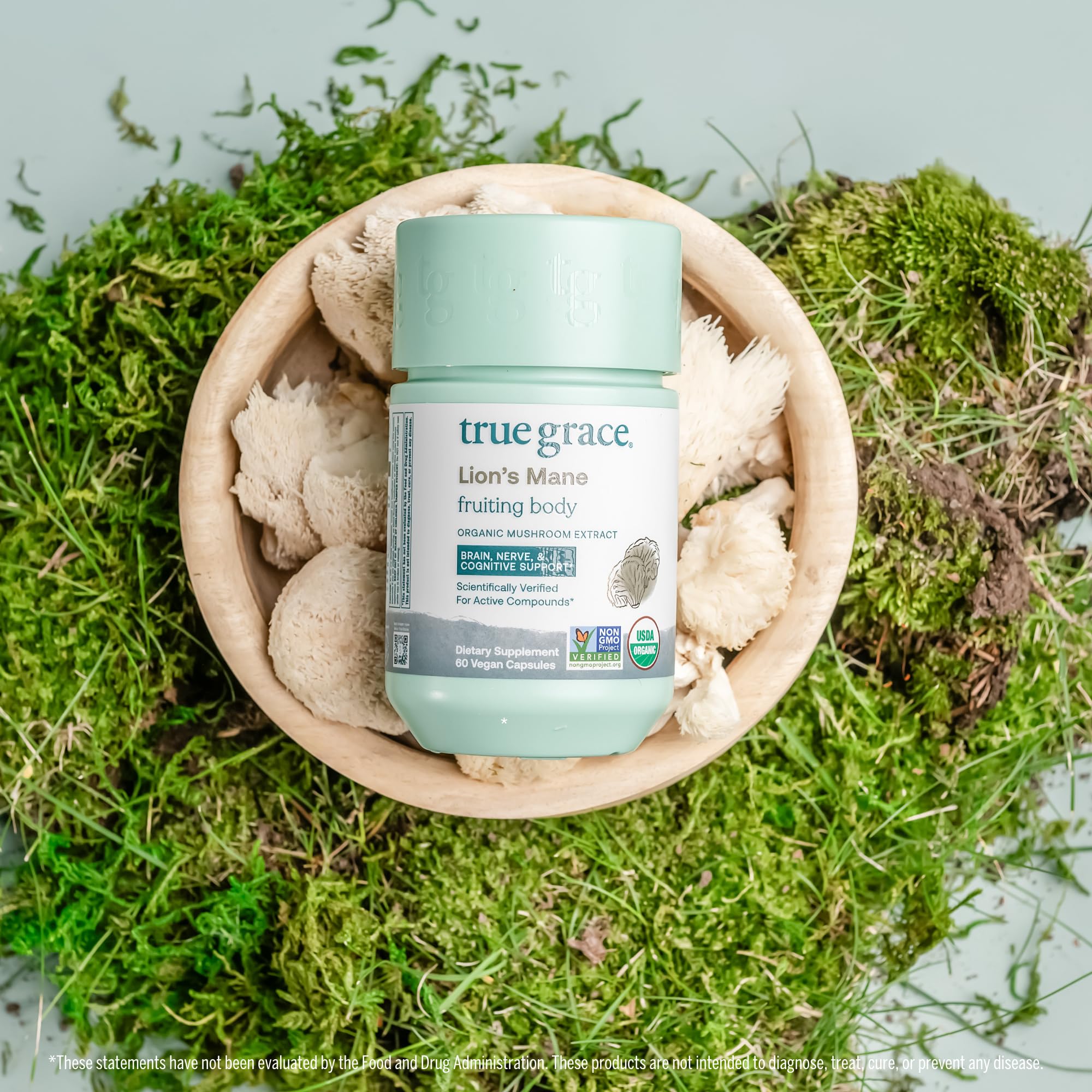 Bouteille True Grace champignon crinière de lion avec neutralité carbone et emballage durable.