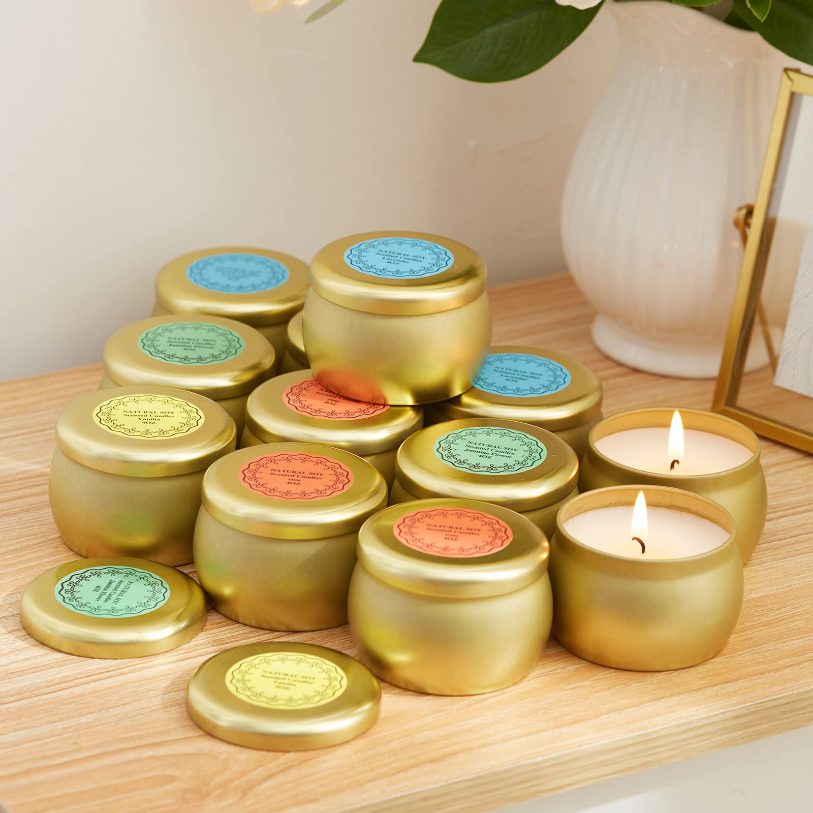 Bougies Tuyai ambiance maison parfumées pour créer une atmosphère conviviale.