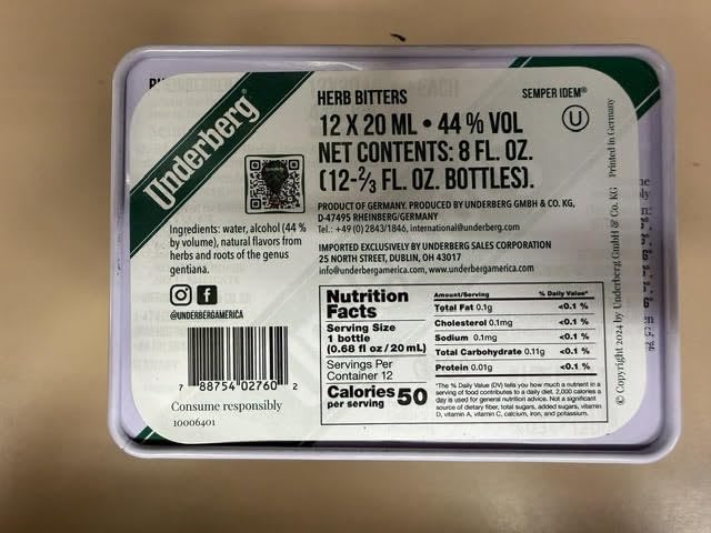 Underberg 2025 Édition Collector, côté droit, accent visuel attrayant pour étagère.