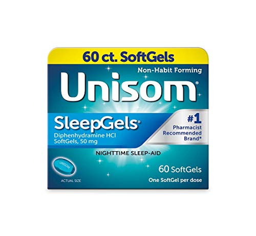Gélules molles Unisom SleepGels en gros plan pour prise rapide.