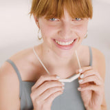 Collier Upright GO – design élégant en silicone de haute qualité