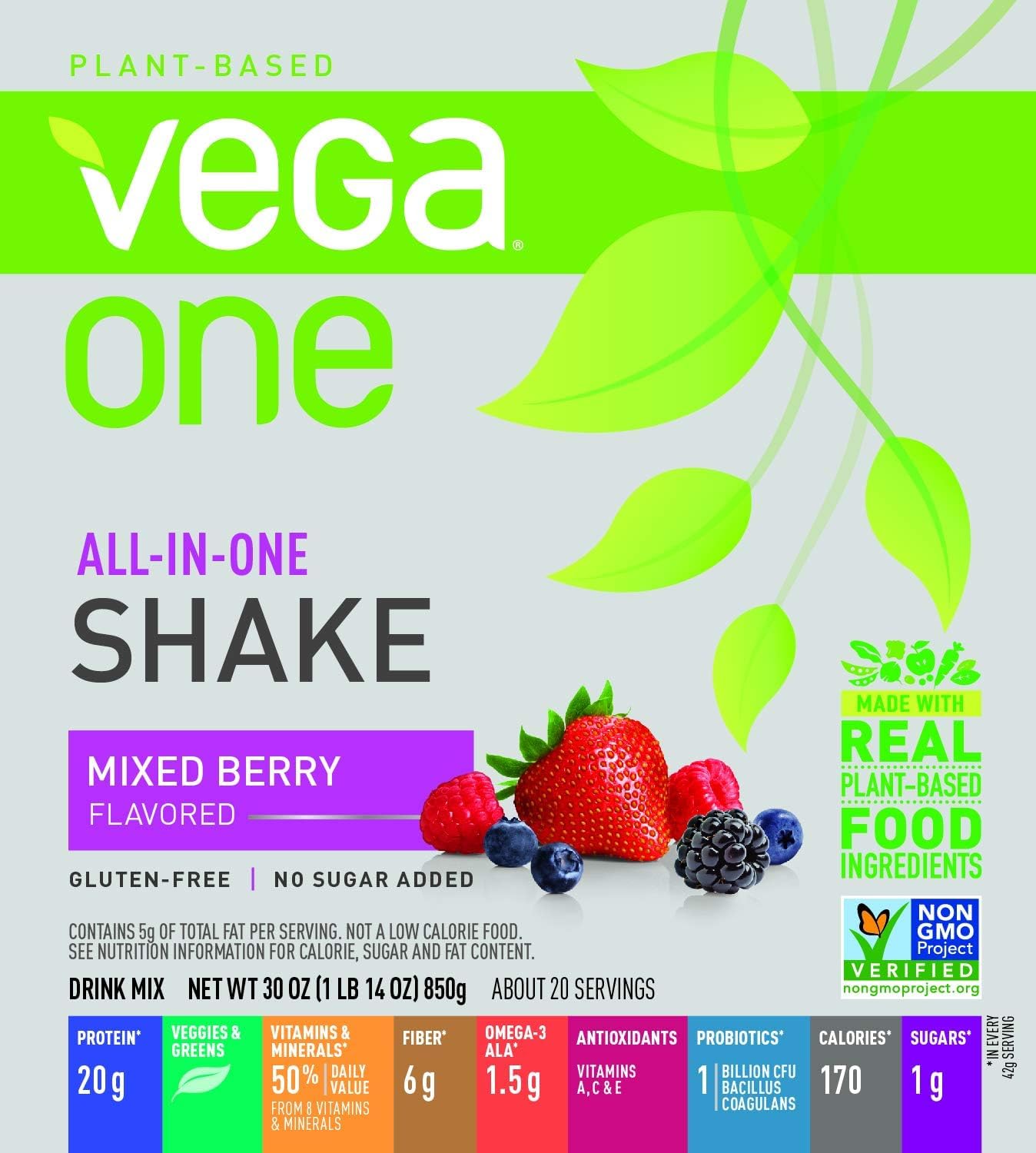 Versement du shake Vega One dans un verre, pratique et rapide.