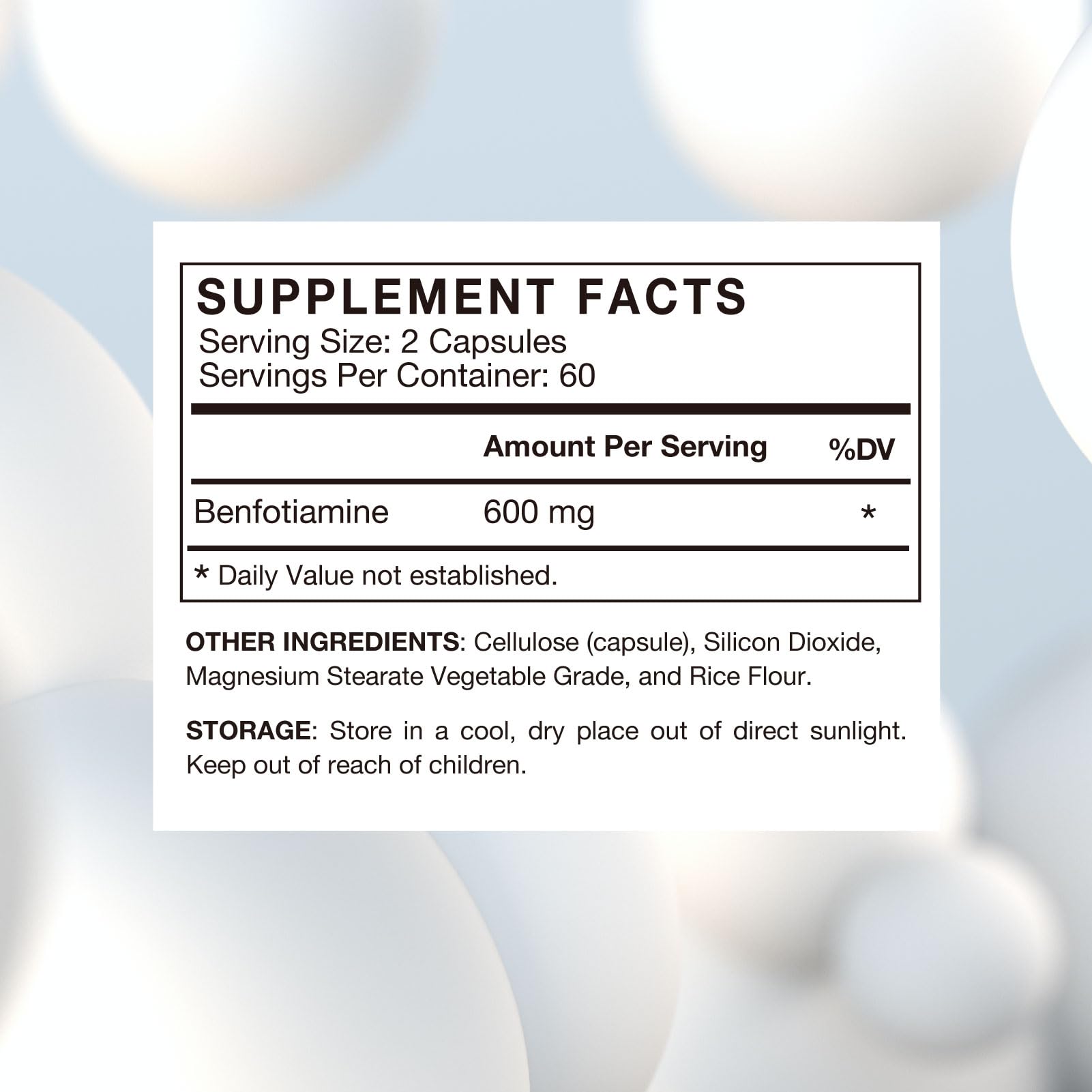Étiquette VHC Benfotiamine sans soja et sans OGM, contemplation des ingrédients.
