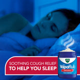 Zones musculaires et articulaires traitées avec Vicks VapoRub pour un soulagement temporaire.