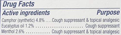 Texture crème onctueuse du Vicks VapoRub prête à l'emploi.