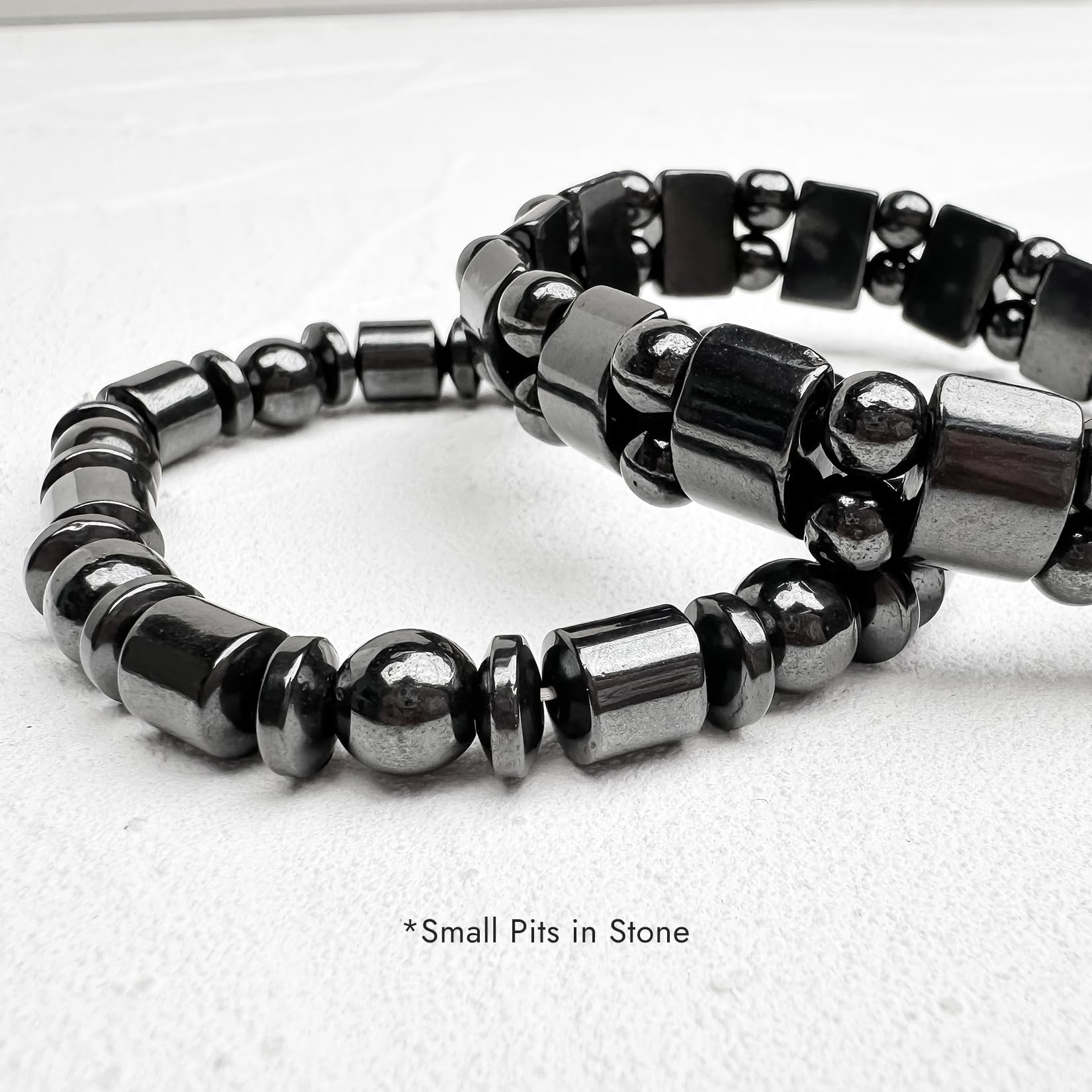 Emballage cadeau VIKI LYNN bracelet hématite, idéal pour offrir