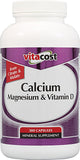 Vitacost Calcium Magnesium Vitamin D – bouteille avec capsules et soutien potentiel des os