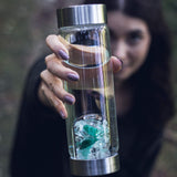 VitaJuwel ViA quartz clair, eau limpide et lumineuse pour votre rituel.