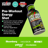 Vitamin Energy Workout+ versement dans un verre, prêt pour une séance intense