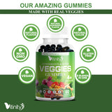 Ingrédients clés VITINITY Super Greens montrant plus de 30 légumes et herbes.