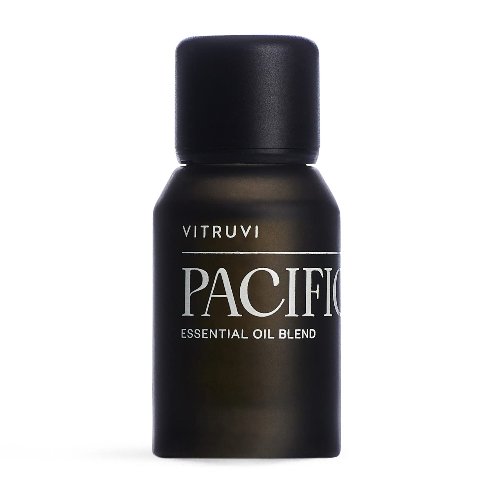 Vitruvi Pacific Balance, bouteille d'huile, parfum frais et boisé idéal pour l'ambiance.